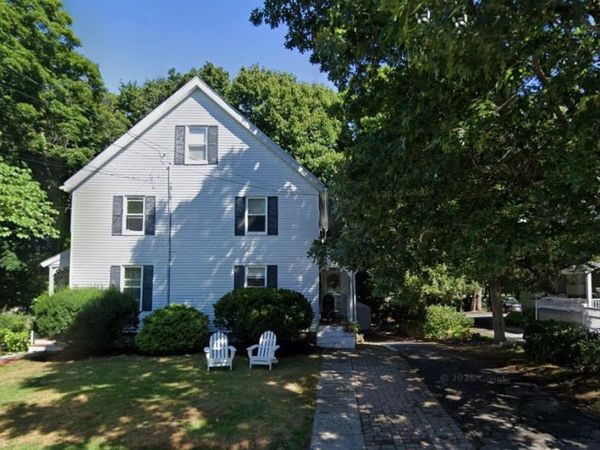 243 Walnut St, Unit 243, Wellesley, MA 02481