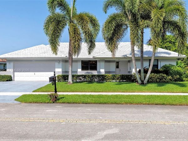 2140 SW 97th Ln , Davie, FL 33324