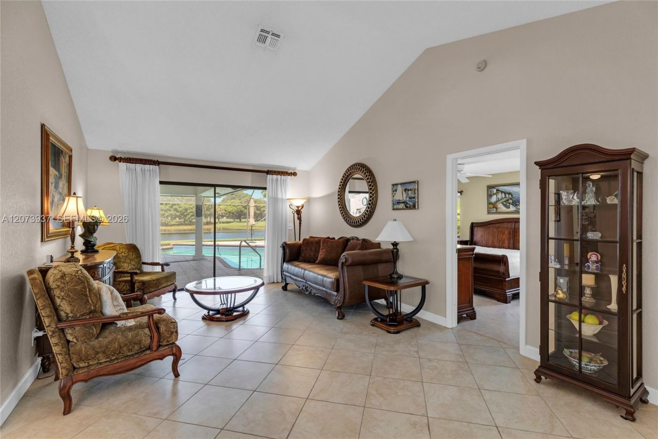 2140 SW 97th Ln, Davie, FL 33324 Photo