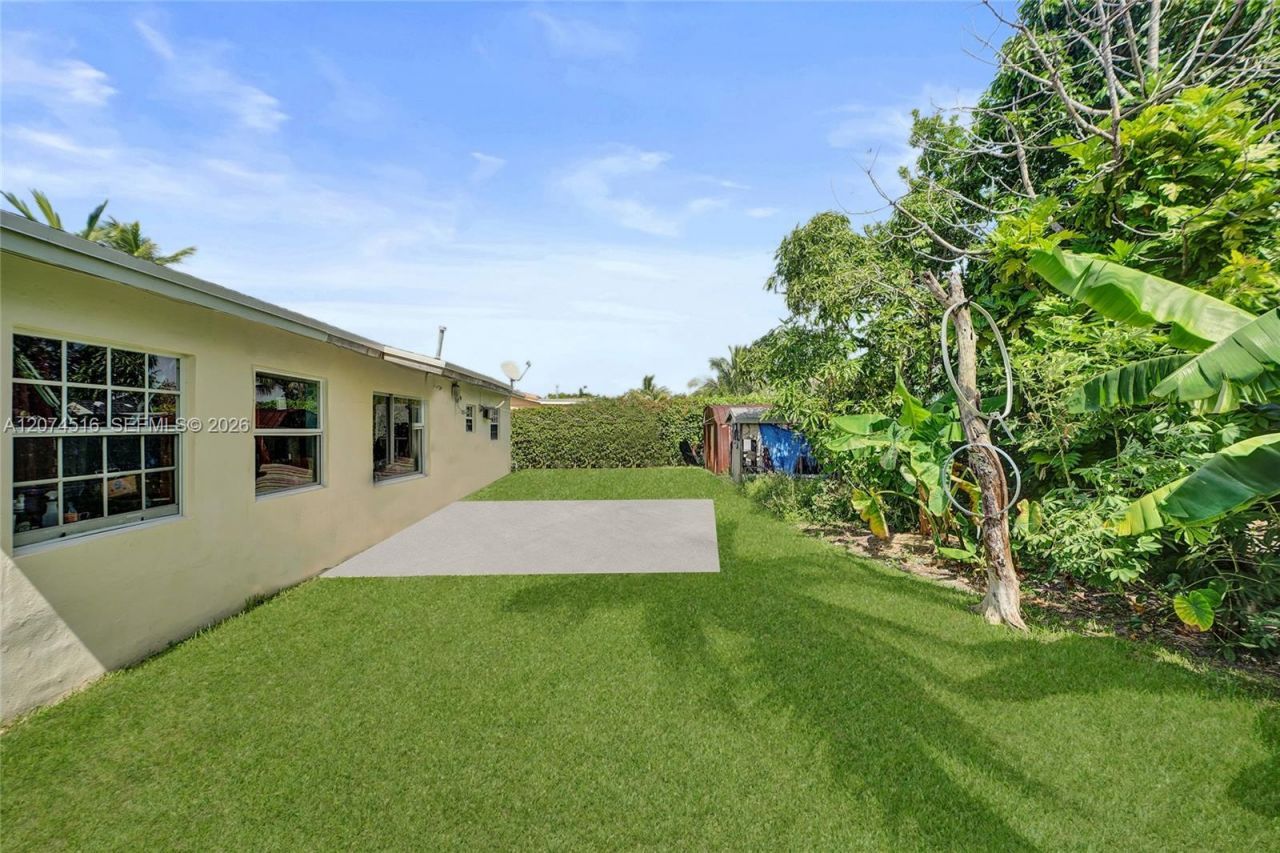 102 NE 206th Ter, Miami Gardens, FL 33179 Photo
