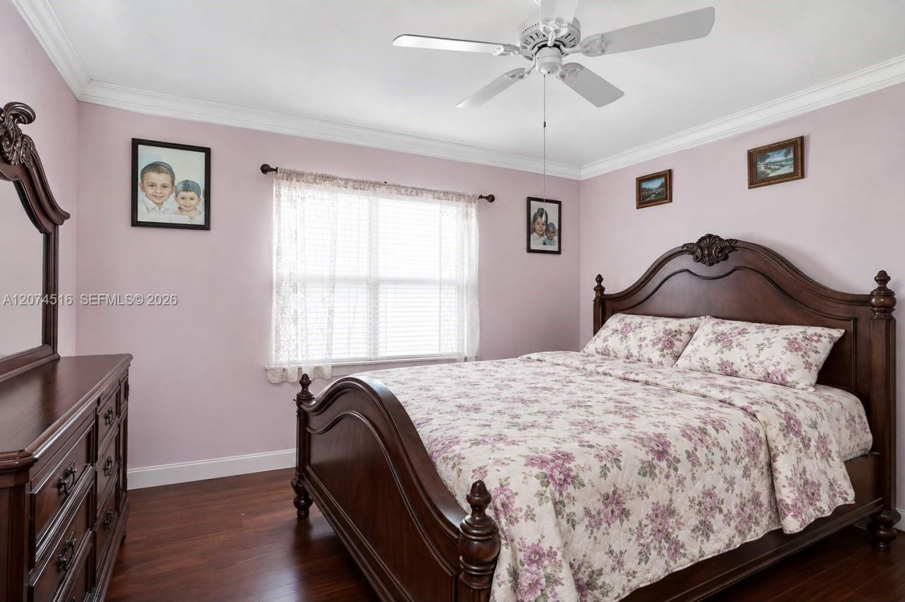 102 NE 206th Ter, Miami Gardens, FL 33179 Photo