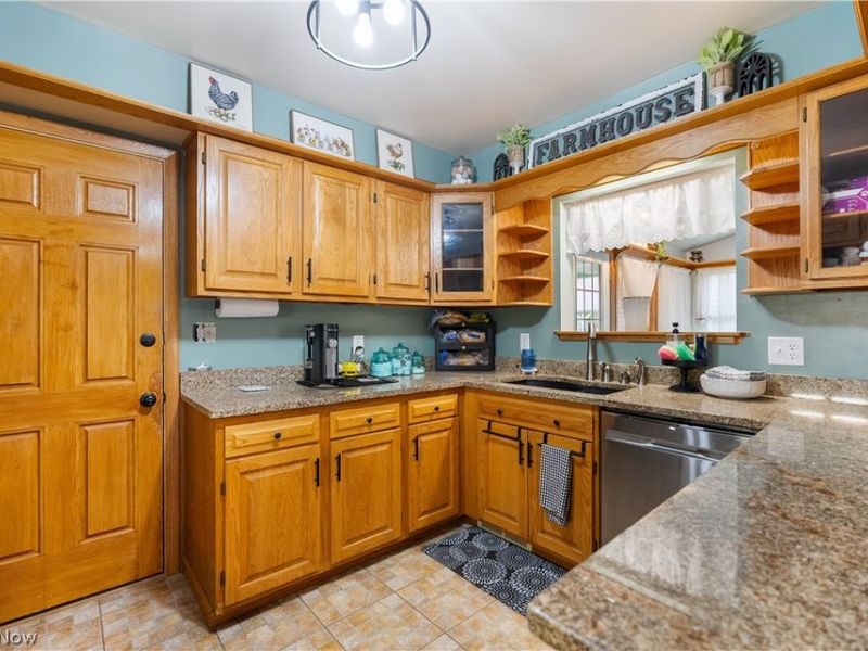 759 Betz Avenue, Alliance, OH 44601 Photo 7