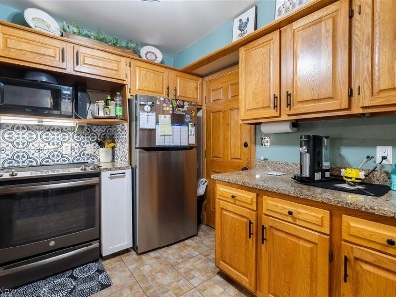 759 Betz Avenue, Alliance, OH 44601 Photo 9