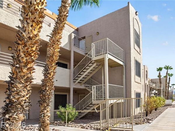 2008 Mesquite Lane, Unit 205, Laughlin, NV 89029