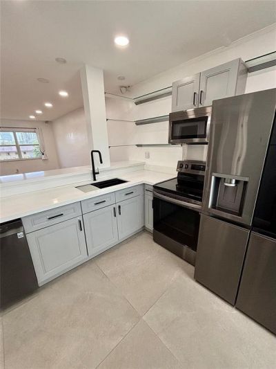 2820 NE 201st Terrace, Unit F326, Aventura, FL 33180 Photo