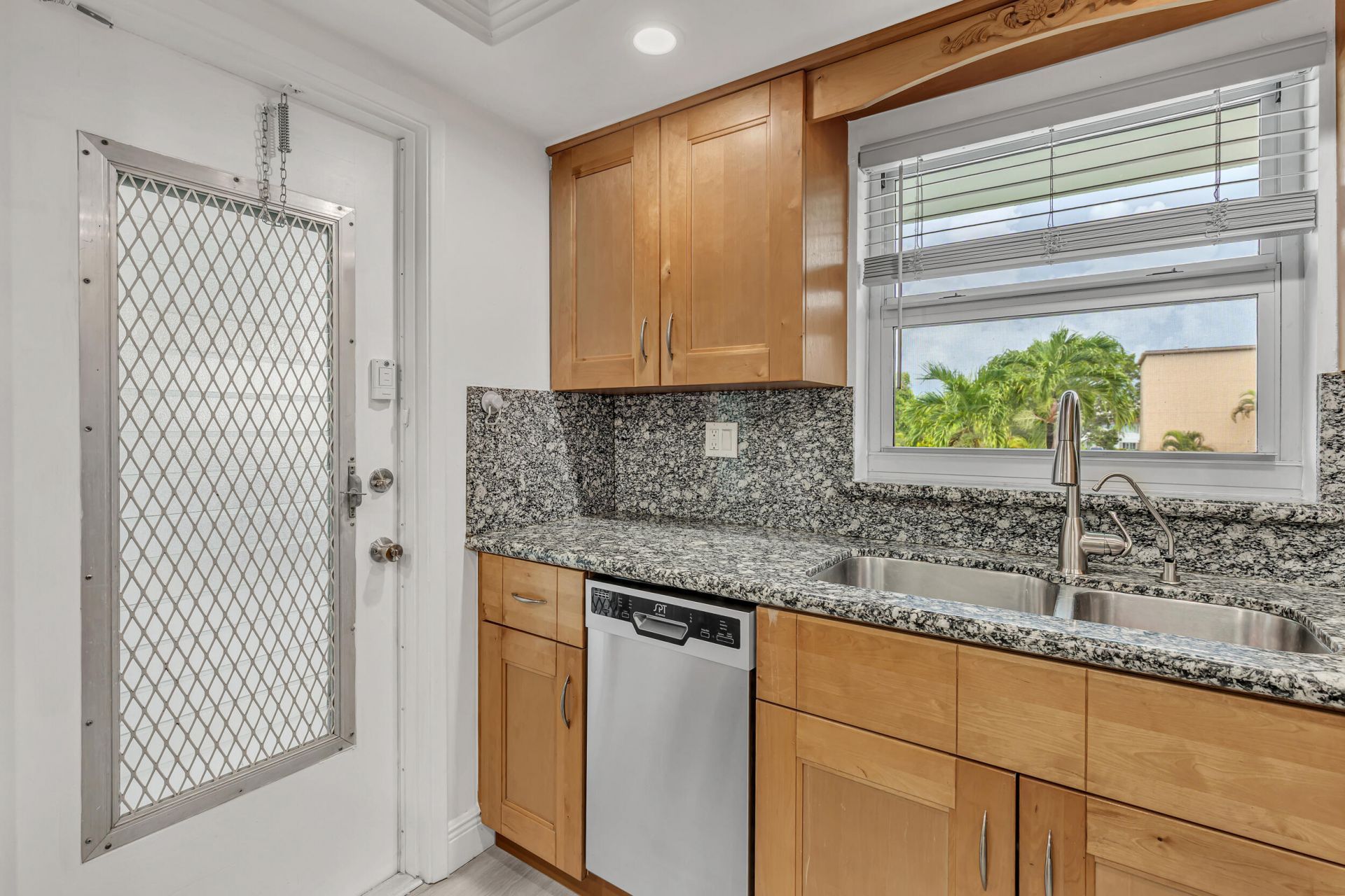 651 Pine Drive, Unit 204, Pompano Beach, FL 33060 Photo
