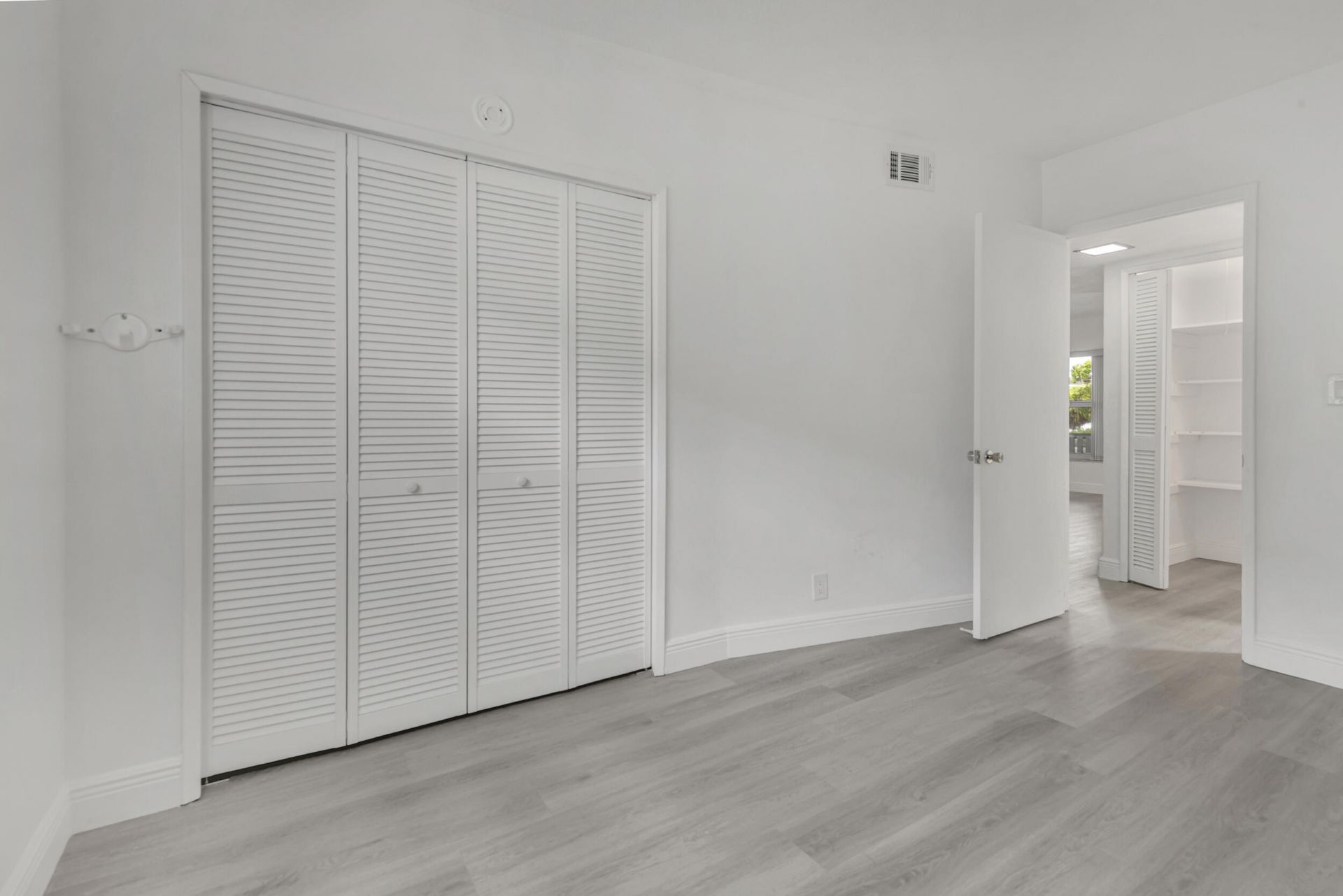 651 Pine Drive, Unit 204, Pompano Beach, FL 33060 Photo
