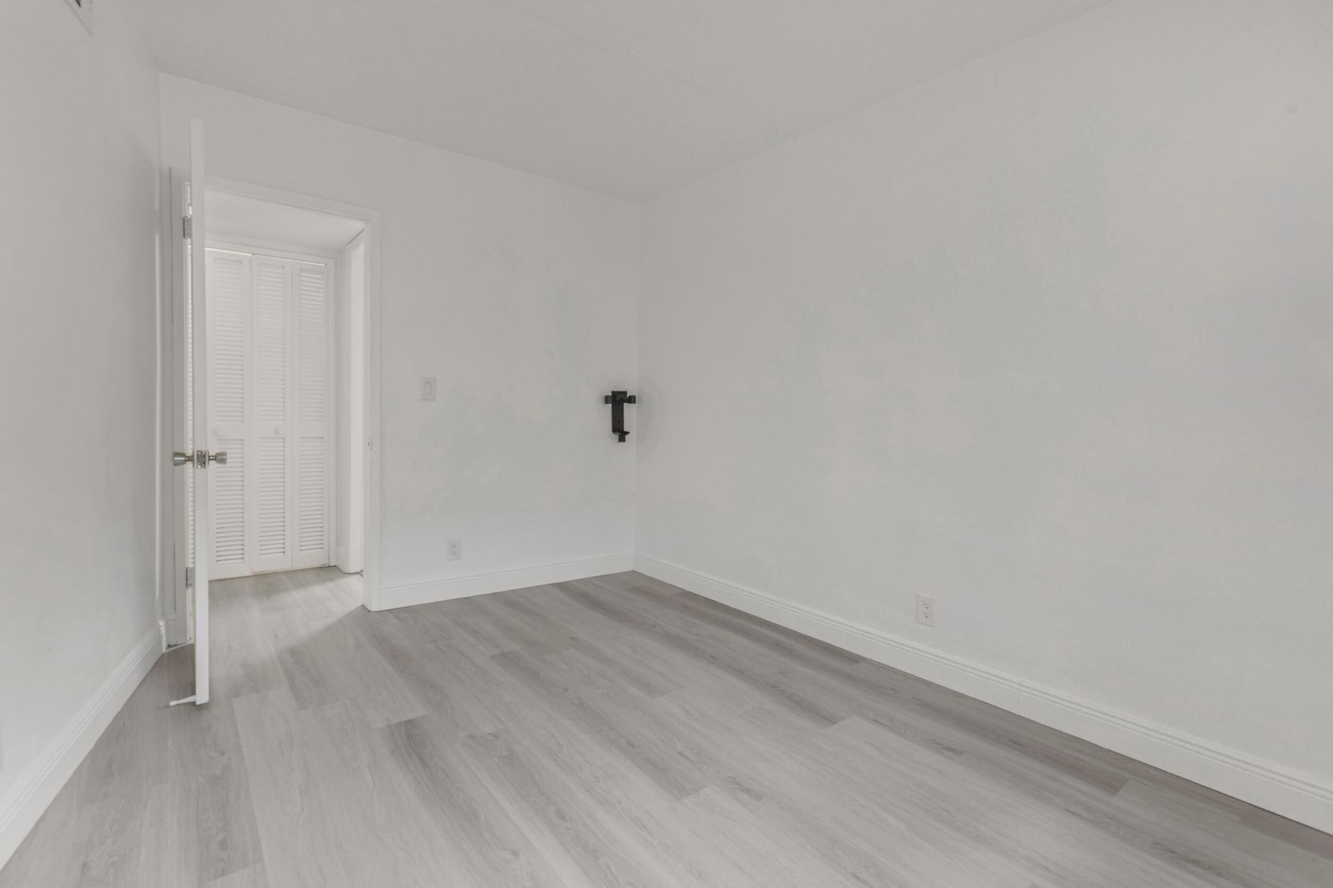 651 Pine Drive, Unit 204, Pompano Beach, FL 33060 Photo