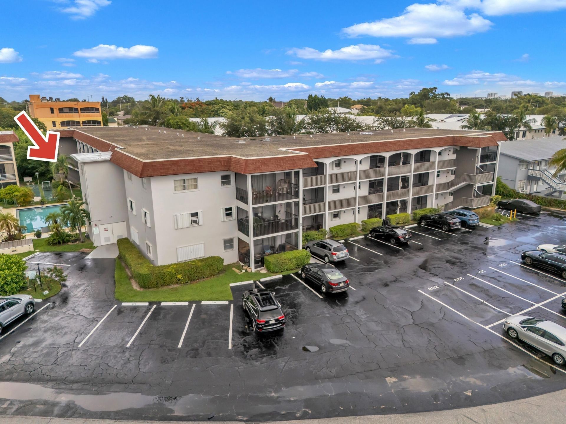 651 Pine Drive, Unit 204, Pompano Beach, FL 33060 Photo