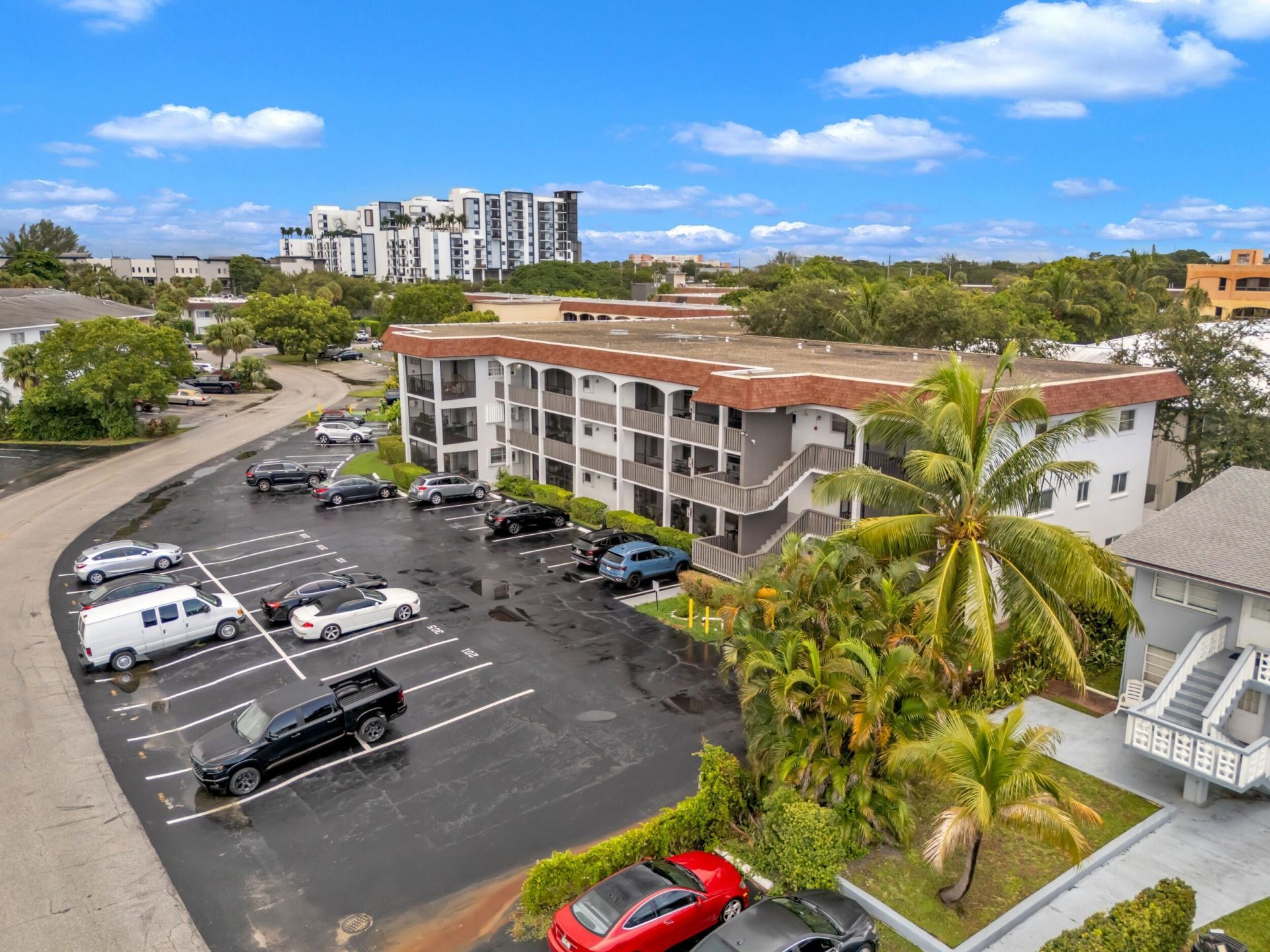 651 Pine Drive, Unit 204, Pompano Beach, FL 33060 Photo
