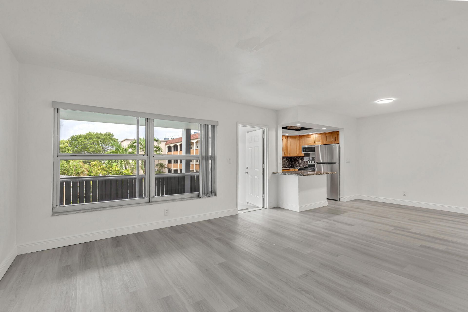 651 Pine Drive, Unit 204, Pompano Beach, FL 33060 Photo
