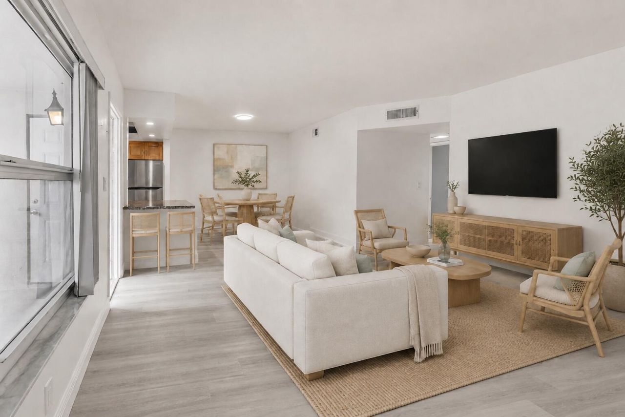 651 Pine Drive, Unit 204, Pompano Beach, FL 33060 Photo