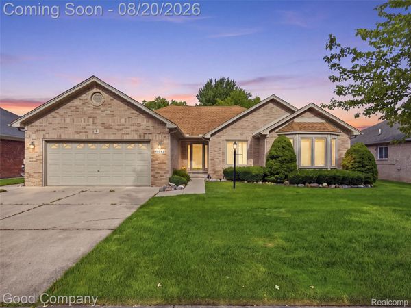 48582 Penrose Lane, Macomb Township, Mi 48044