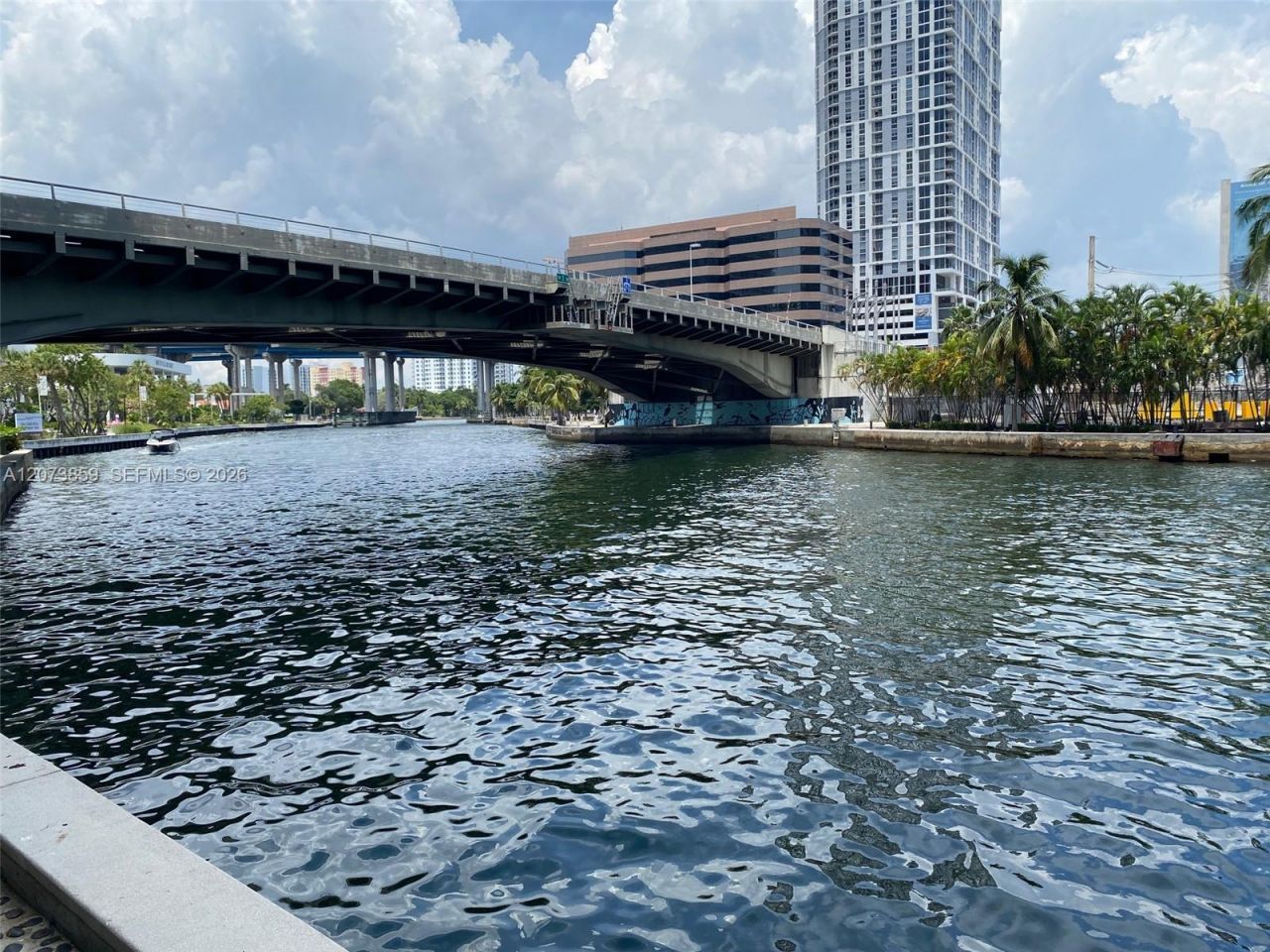 185 SW 7th St , Unit 1607, Miami, FL 33130 Photo