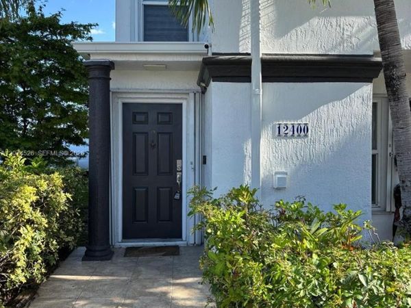 12400 NW 11th Ln, Unit 2101, Miami, FL 33182