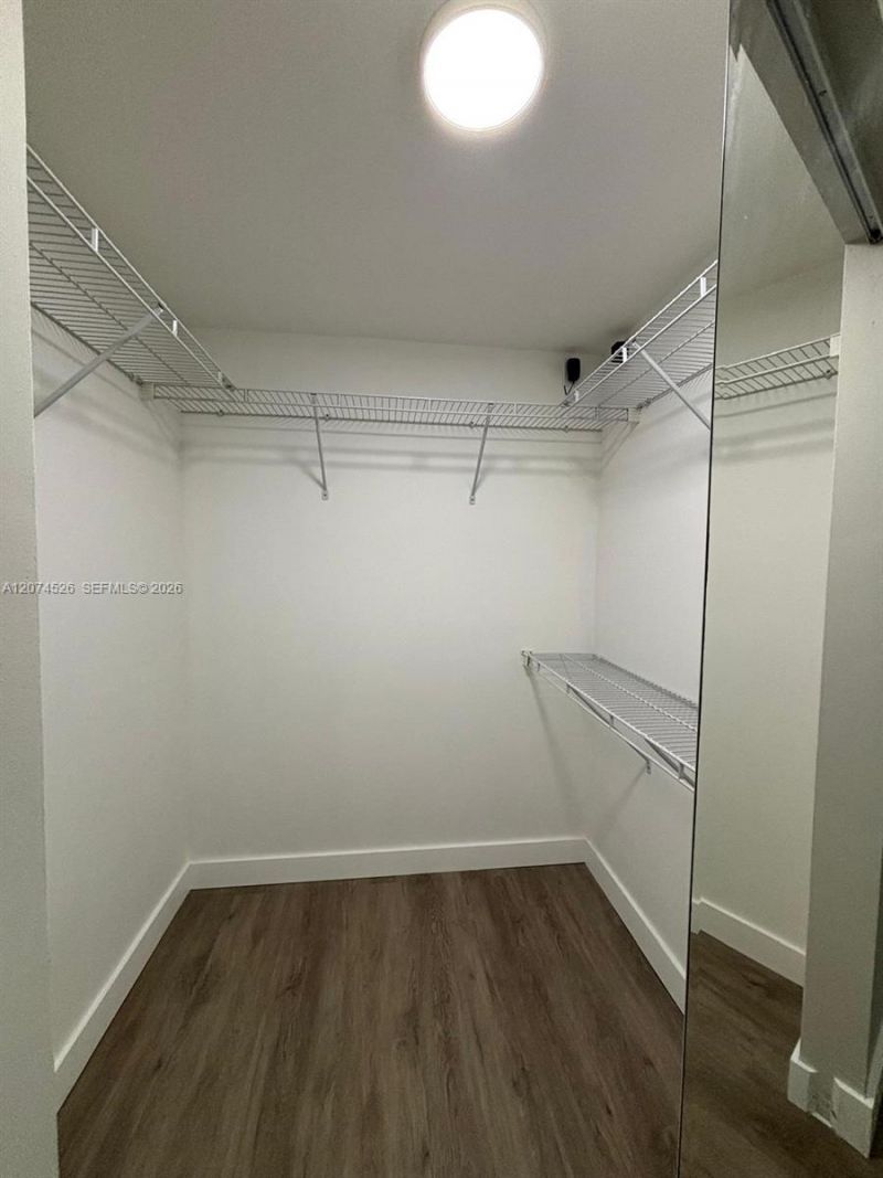 12400 NW 11th Ln, Unit 2101, Miami, FL 33182 Photo