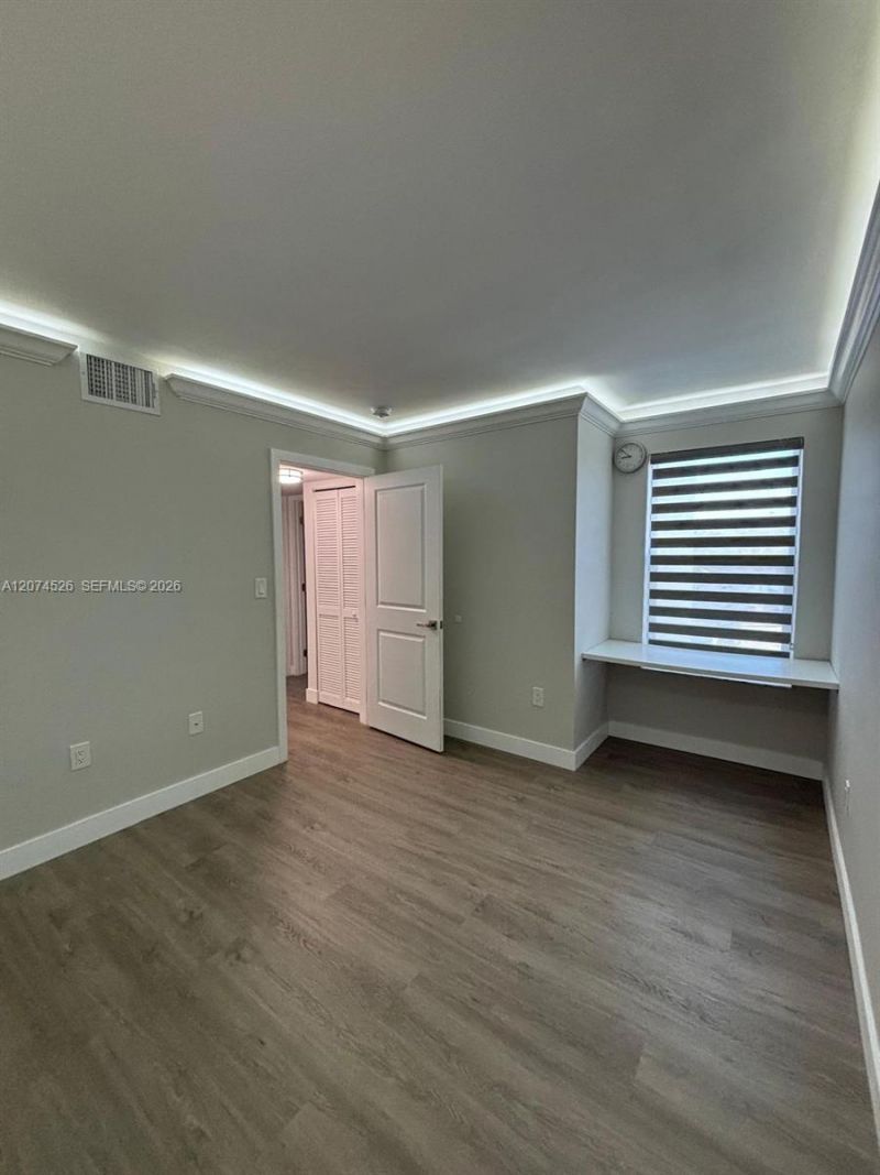 12400 NW 11th Ln, Unit 2101, Miami, FL 33182 Photo