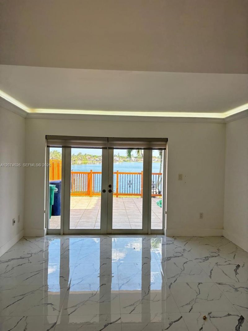 12400 NW 11th Ln, Unit 2101, Miami, FL 33182 Photo