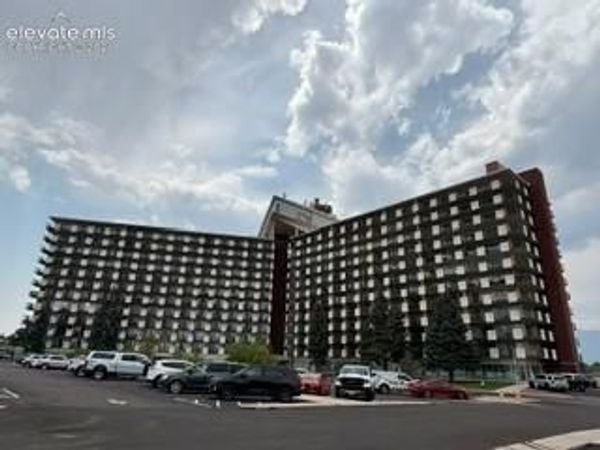 411 Lakewood Circle, Unit B530, Colorado Springs, CO 80910