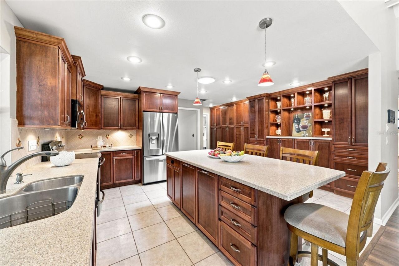2694 Redford Court W, Clearwater, FL 33761 Photo
