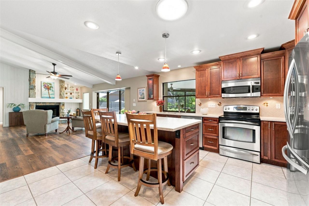 2694 Redford Court W, Clearwater, FL 33761 Photo
