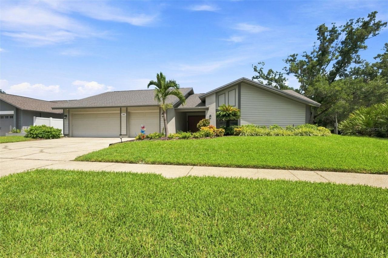 2694 Redford Court W, Clearwater, FL 33761 Photo