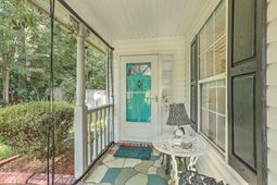 306 Black Oak Boulevard photo 4