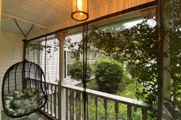 306 Black Oak Boulevard photo 4