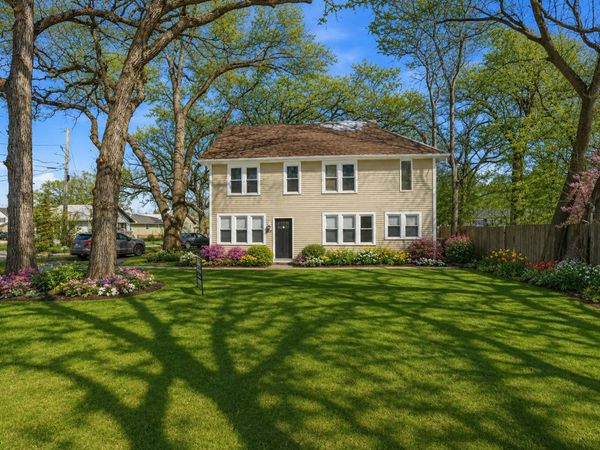 2908 Oakwood Avenue , McHenry, IL 60051