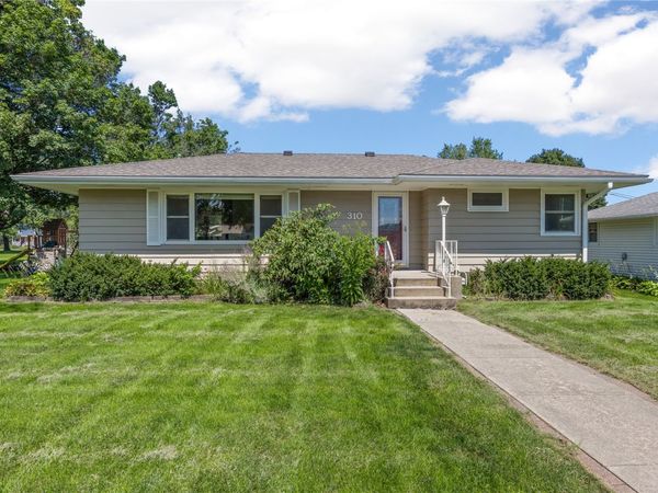 310 2nd Avenue E, Lisbon, IA 52253