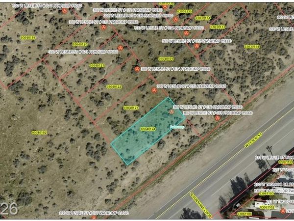 300 W LESLIE Street , Unit #76, Pahrump, NV 89060