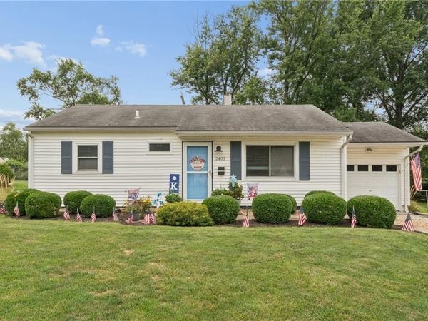 2403 59th Street, Gladstone, MO 64118
