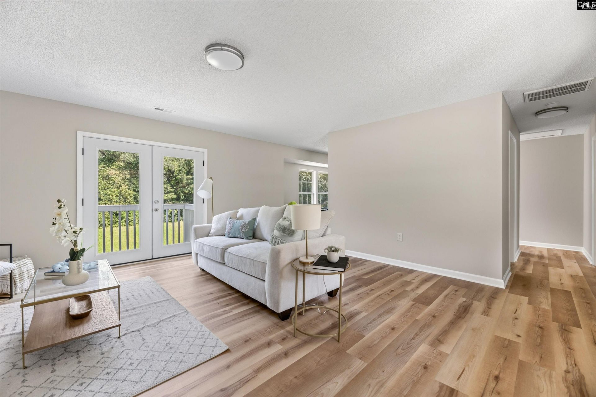6792 Columbia Road Photo 5