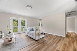 6792 Columbia Road photo 4