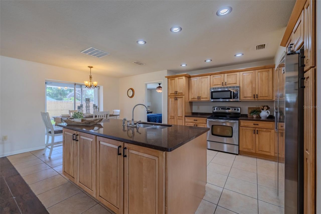 6711 Conetta Drive, Sarasota, FL 34243 Photo