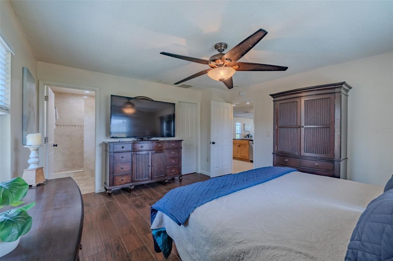 6711 Conetta Drive, Sarasota, FL 34243 Photo