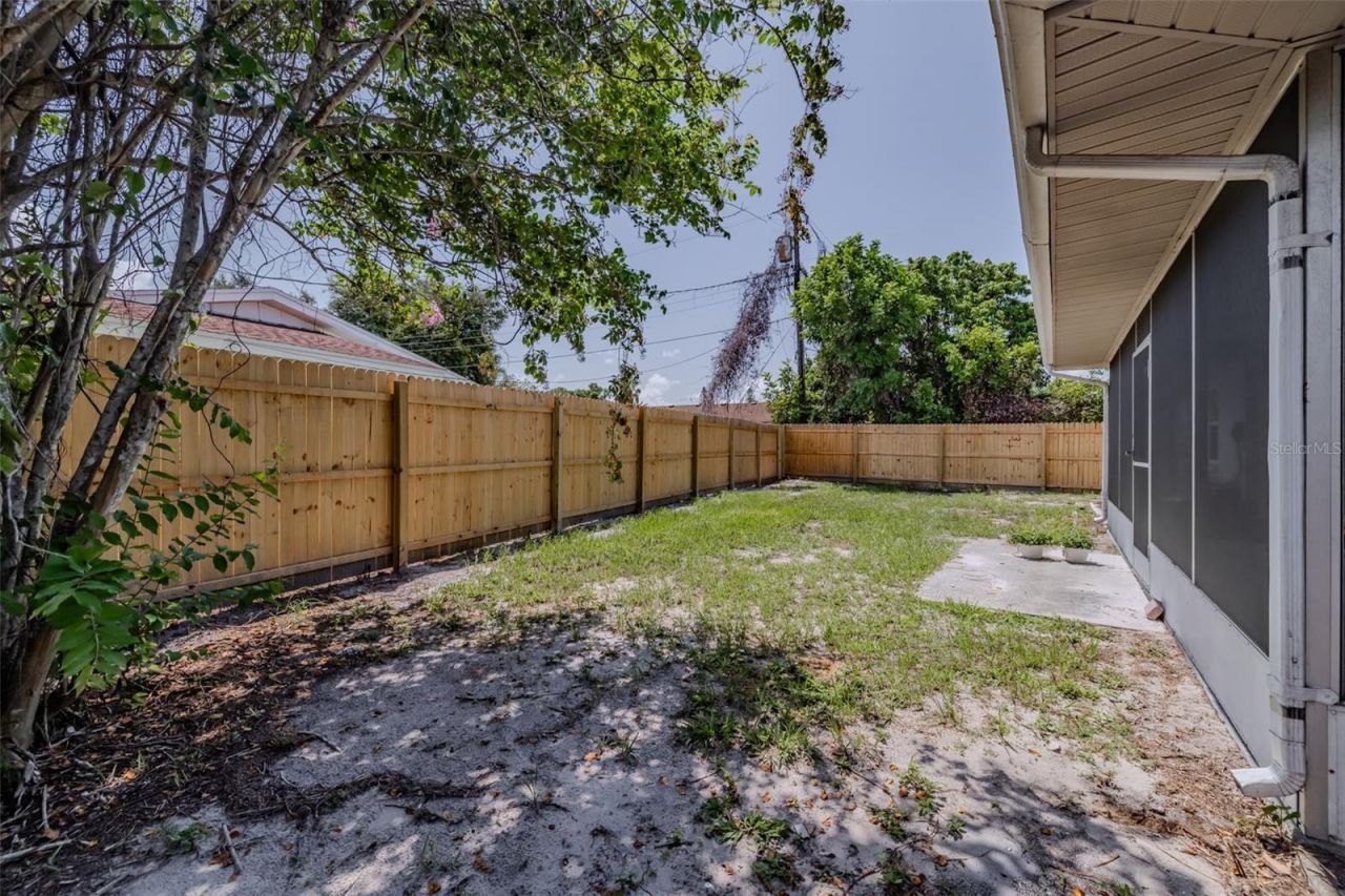 6711 Conetta Drive, Sarasota, FL 34243 Photo