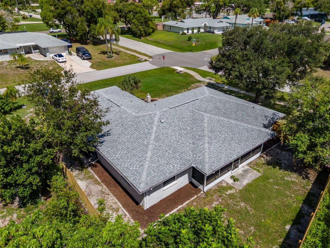 6711 Conetta Drive, Sarasota, FL 34243 Photo