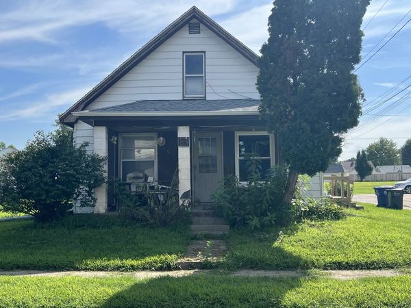 807 S Ohio Avenue , Davenport, IA 52802