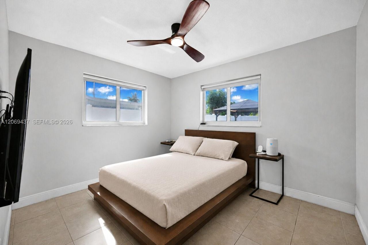 2710 NW 54th St , Tamarac, FL 33309 Photo
