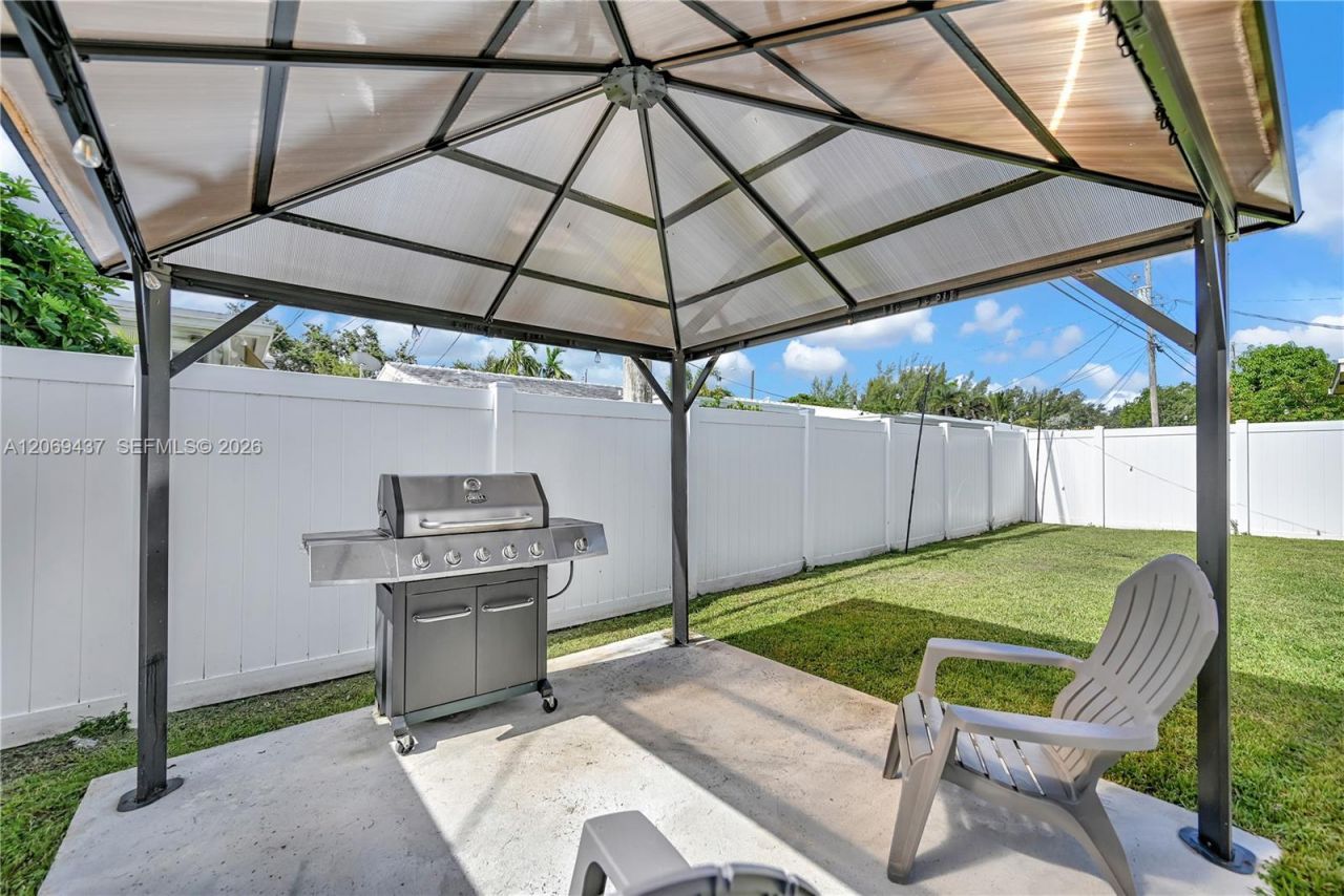 2710 NW 54th St , Tamarac, FL 33309 Photo