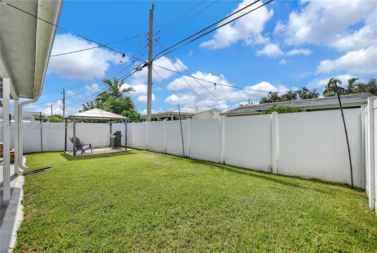 2710 NW 54th St , Tamarac, FL 33309 Photo