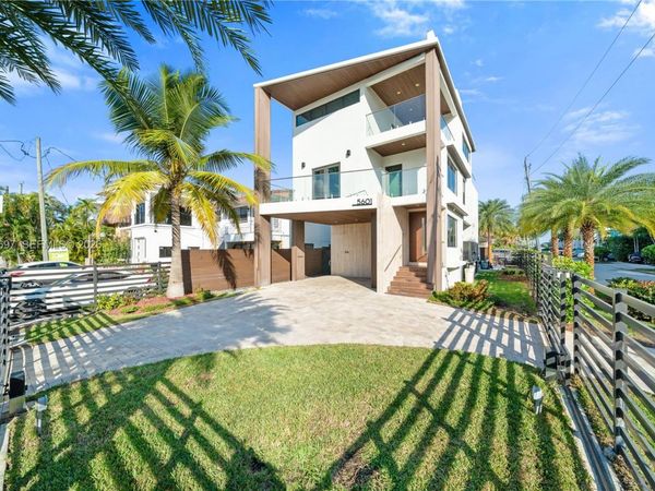 5601 N Ocean Dr , Hollywood, FL 33019
