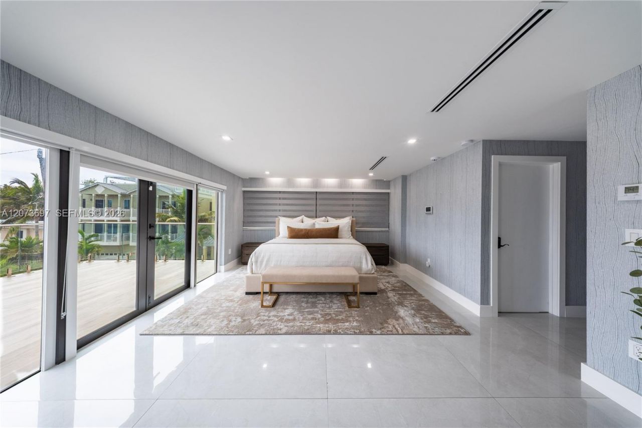 5601 N Ocean Dr , Hollywood, FL 33019 Photo