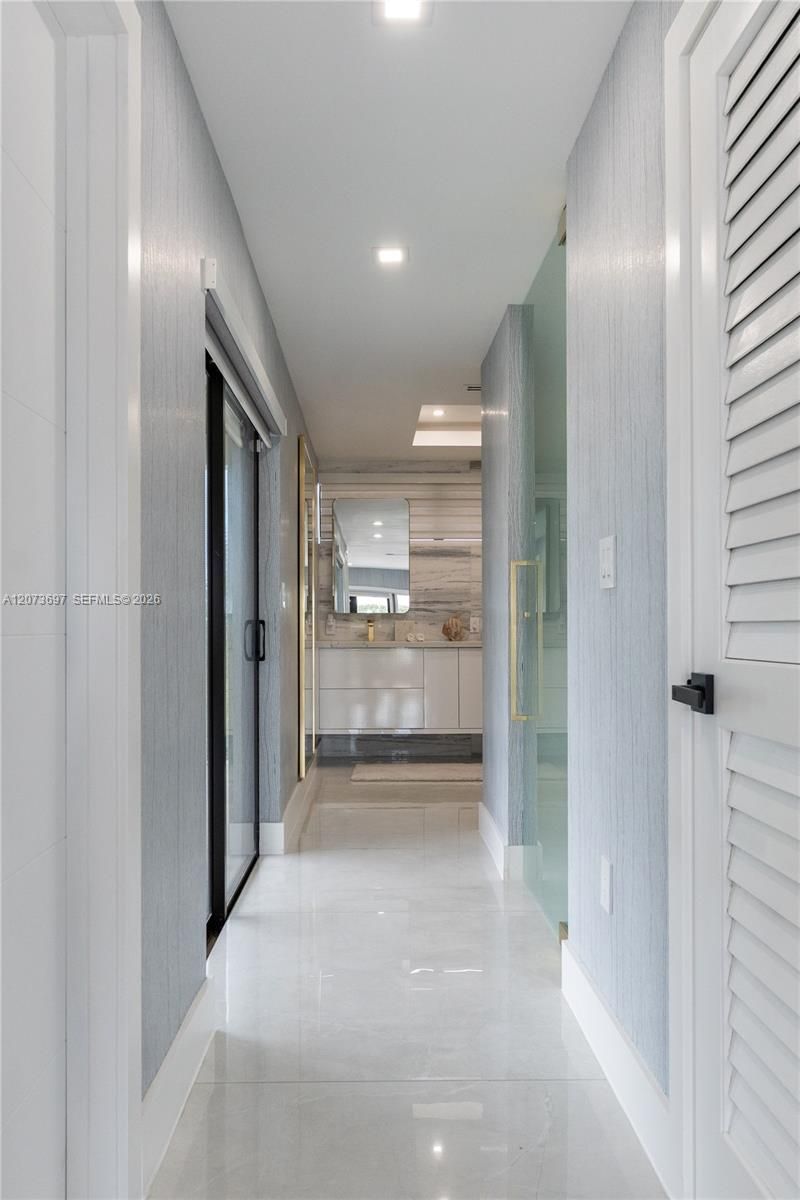 5601 N Ocean Dr , Hollywood, FL 33019 Photo