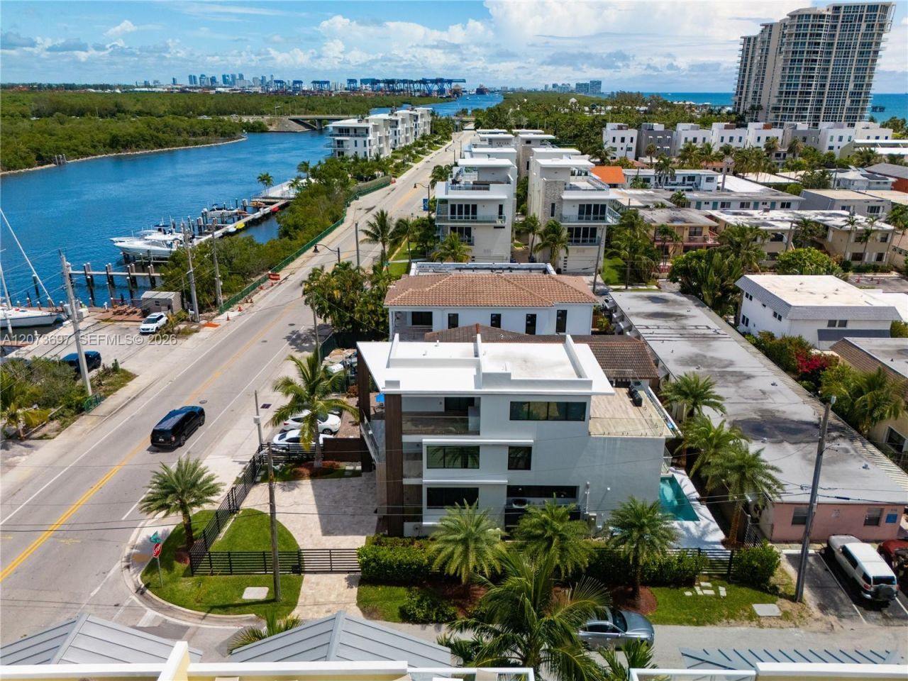 5601 N Ocean Dr , Hollywood, FL 33019 Photo