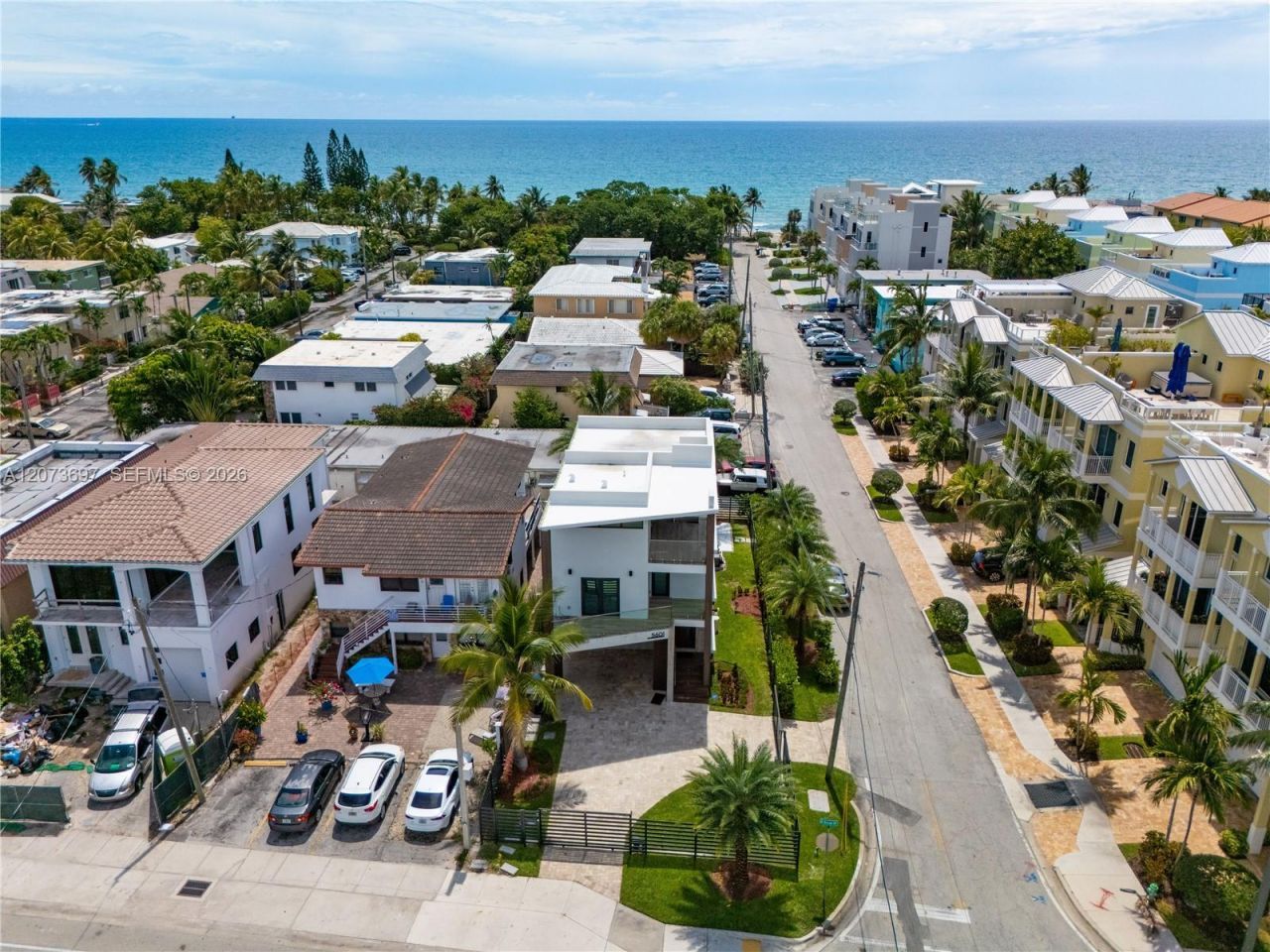 5601 N Ocean Dr , Hollywood, FL 33019 Photo