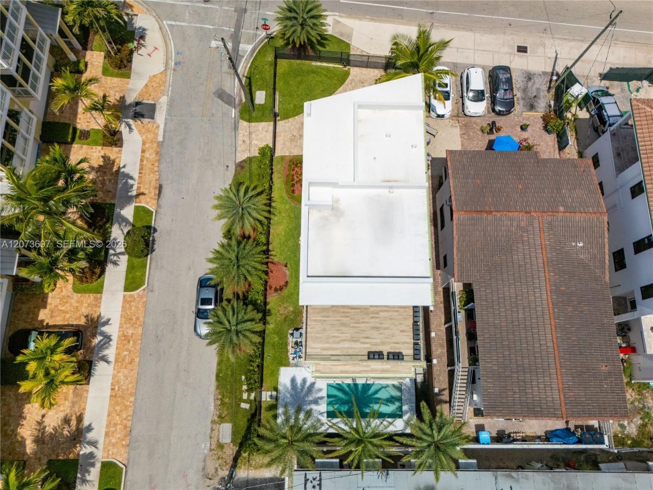 5601 N Ocean Dr , Hollywood, FL 33019 Photo