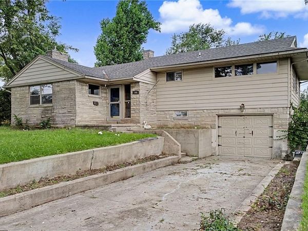 306 E Meeker Avenue, Greenville, OH 45331