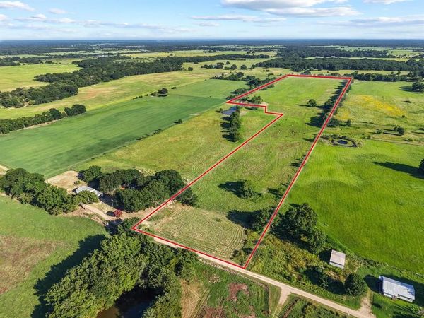 000 County Road 2131 , Telephone, TX 75488